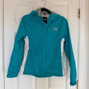 Women's The North Face Teal Colored Hyvent Rain Coat Size Extra Small